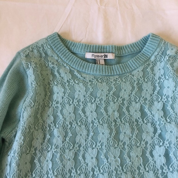 Forever 21 lace front sweater-Lightly worn - Picture 3 of 5